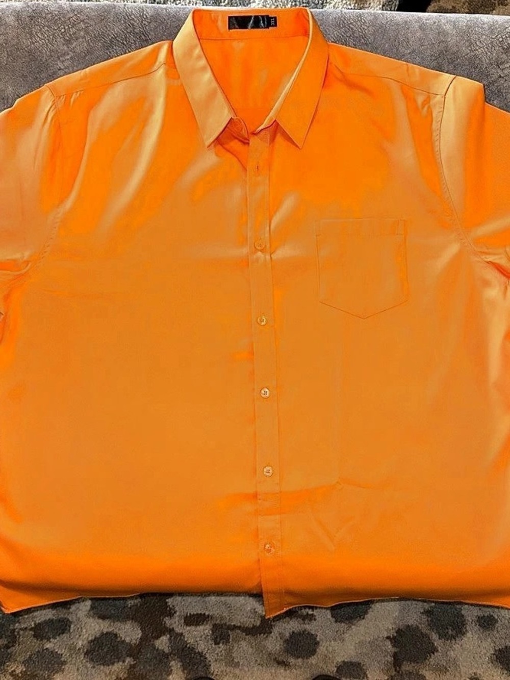 Men’s Orange Short Sleeve Shirt Size 3XL Like New